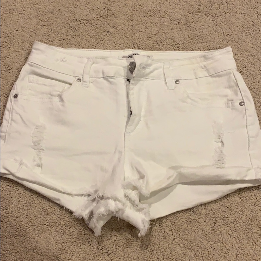 Refuge White Denim Shorts